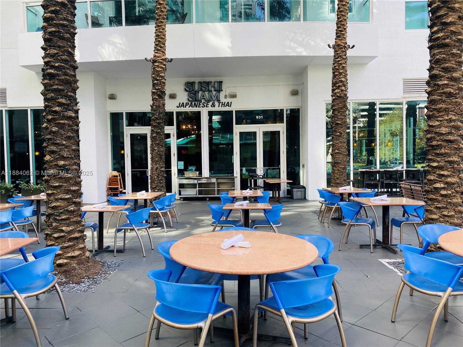 Small Image of 950 BRICKELL BAY DR #1609, Miami Number 54