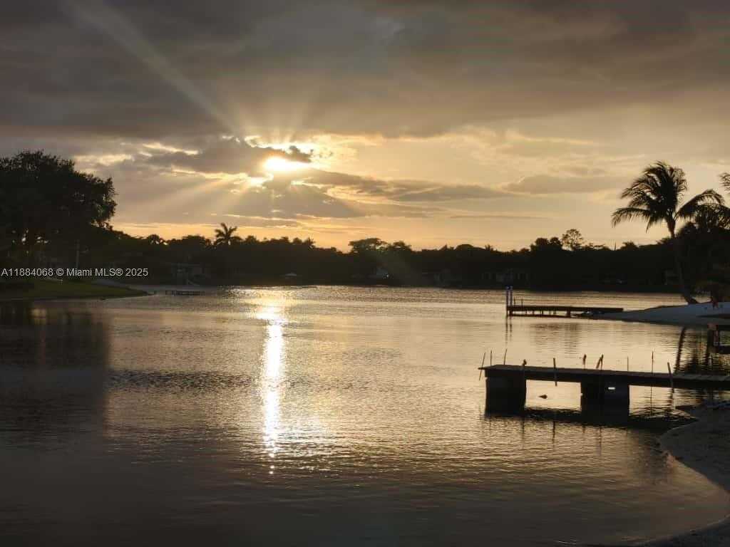 Small Image of 14760 LEWIS RD #14760, Miami Lakes Number 28
