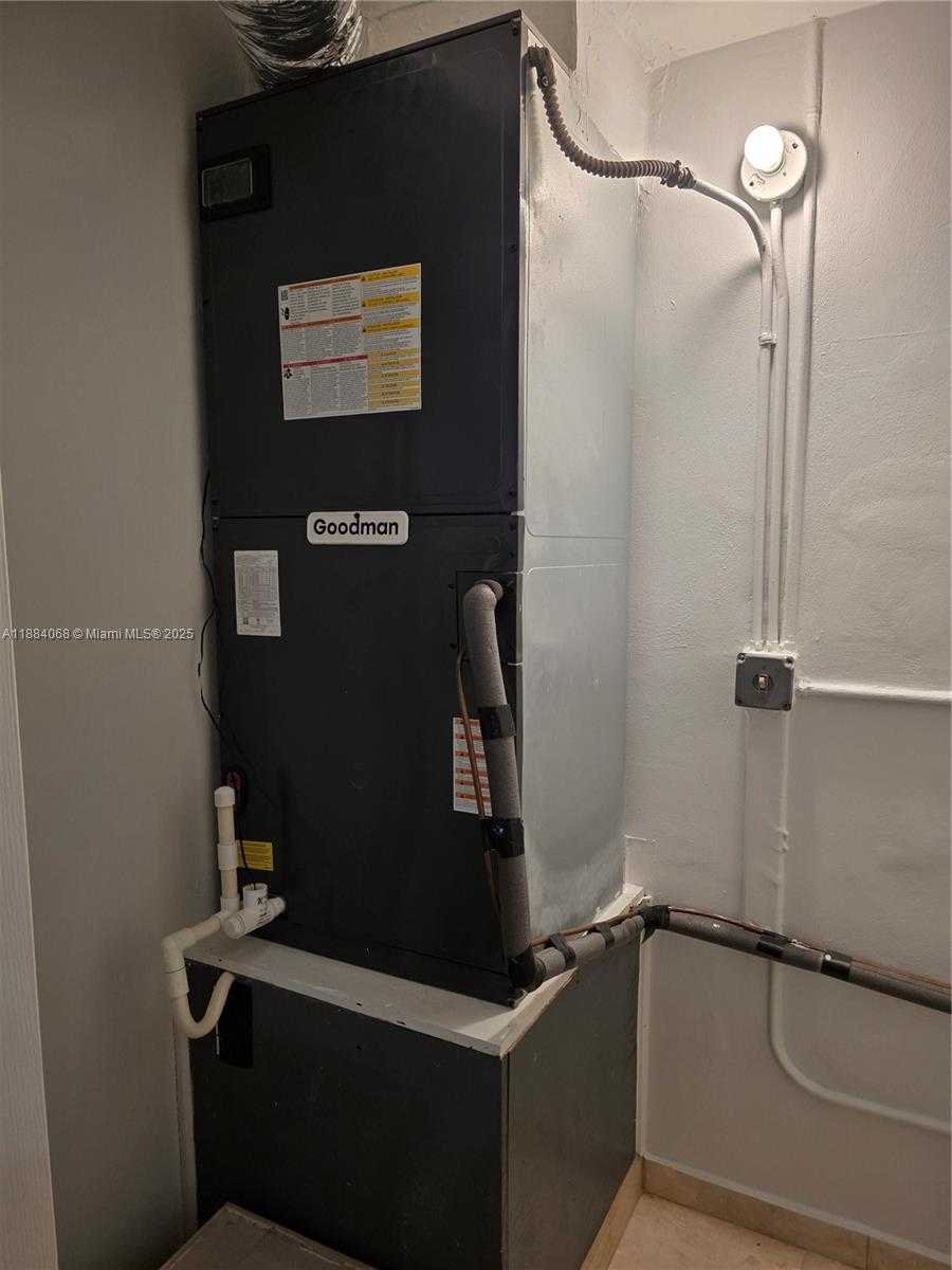 Small Image of 14760 LEWIS RD #14760, Miami Lakes Number 30