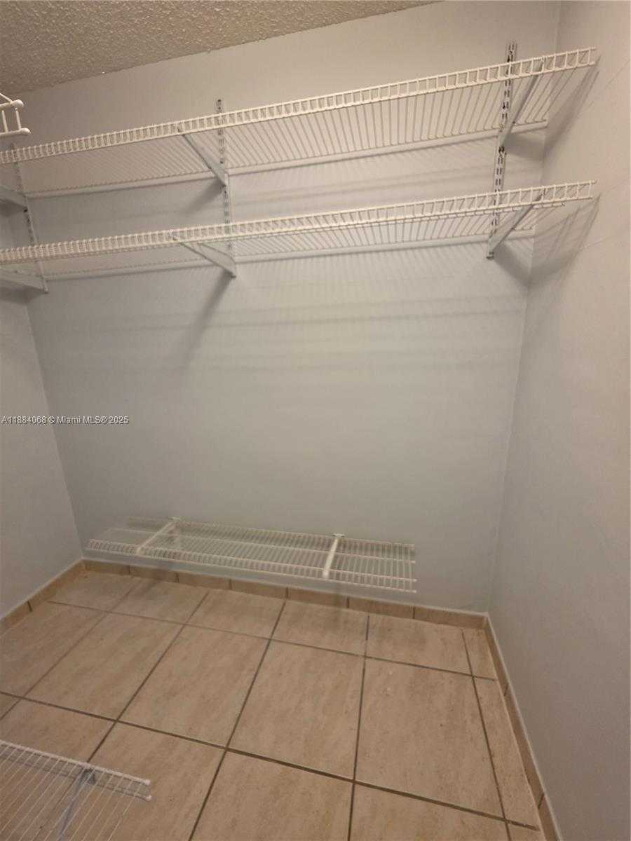 Small Image of 14760 LEWIS RD #14760, Miami Lakes Number 7