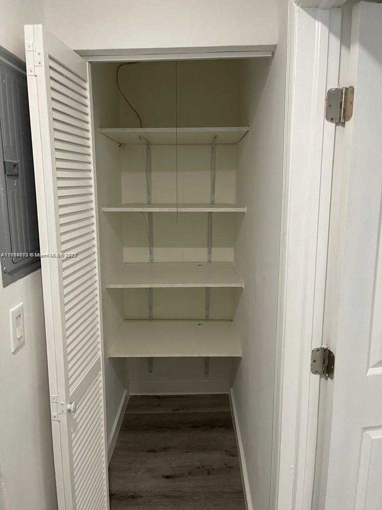 Small Image of 2338 SOUTH WEST 17TH AVE #2338, Fort Lauderdale Number 17