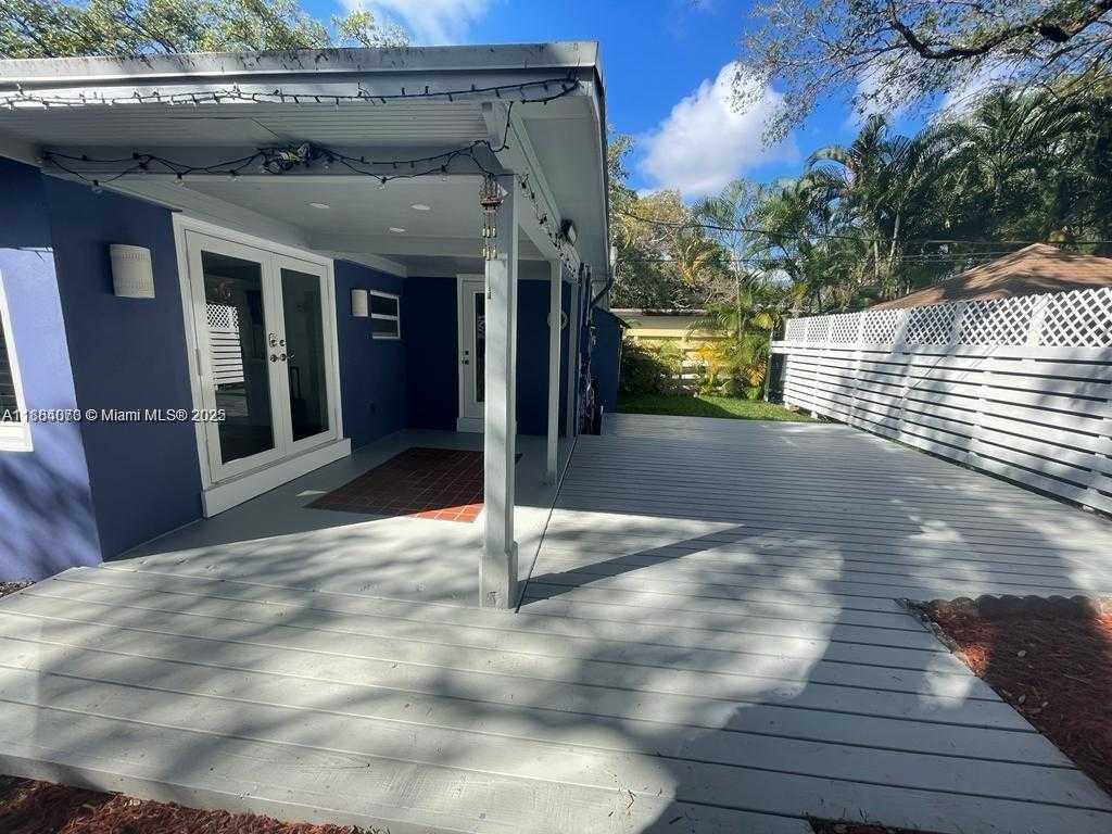 Small Image of 2338 SOUTH WEST 17TH AVE #2338, Fort Lauderdale Number 24