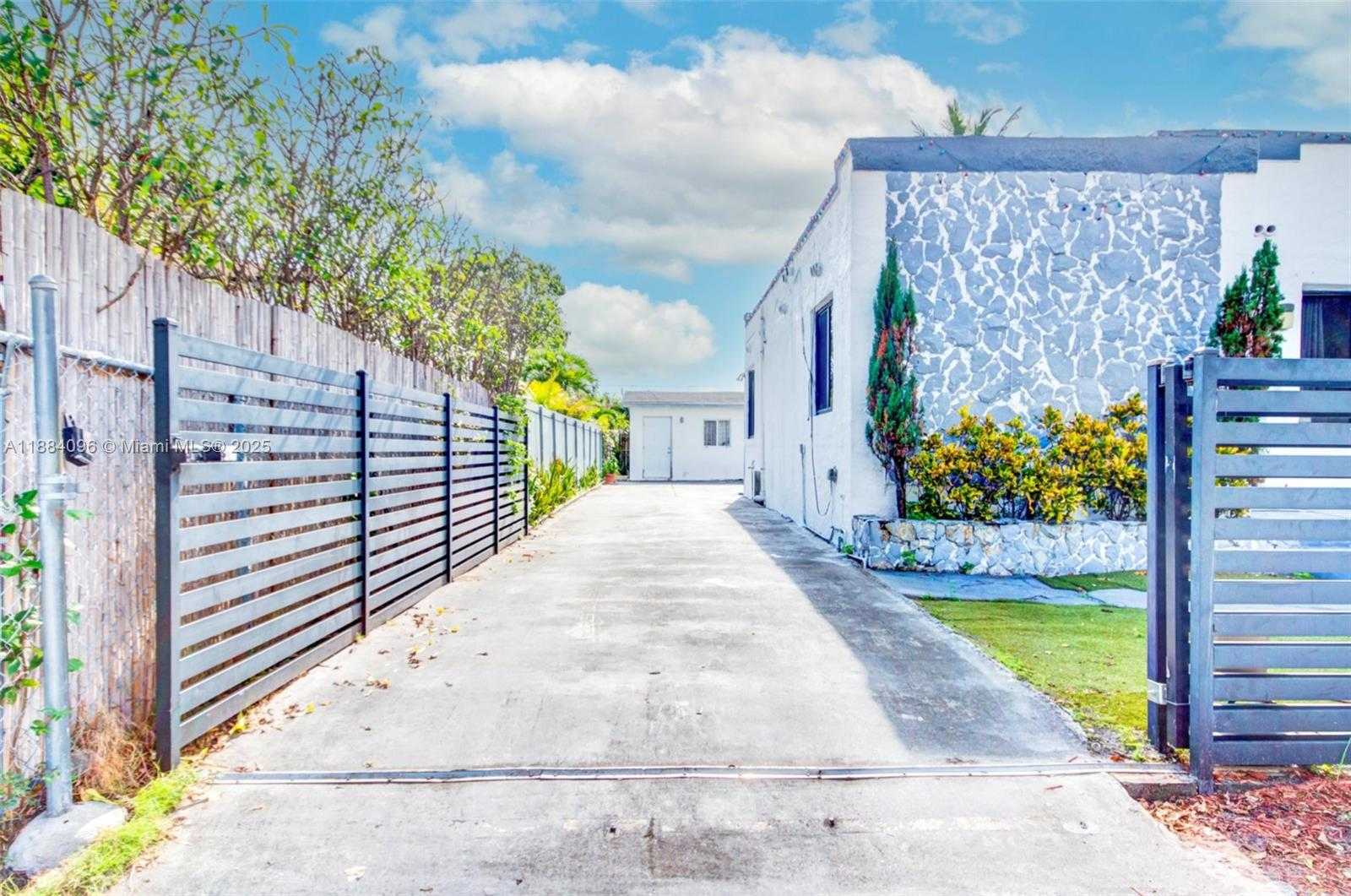Small Image of 2126 NORTH WEST 3RD ST #1, Miami Number 2