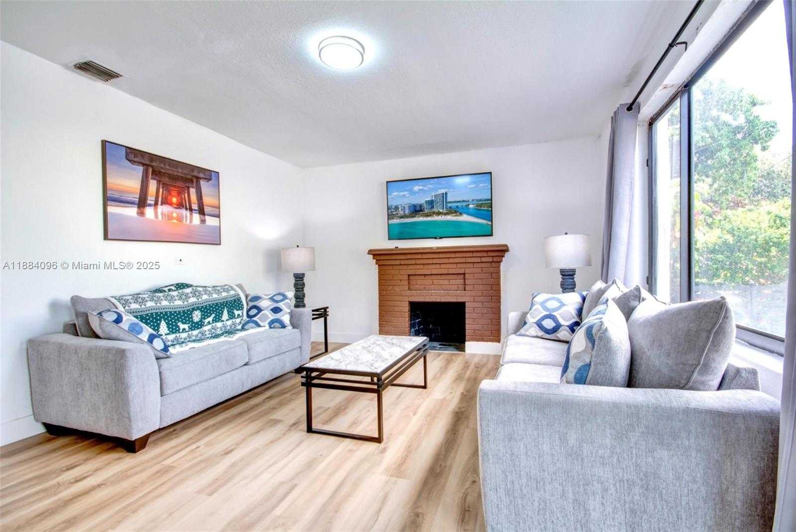 Small Image of 2126 NORTH WEST 3RD ST #1, Miami Number 4