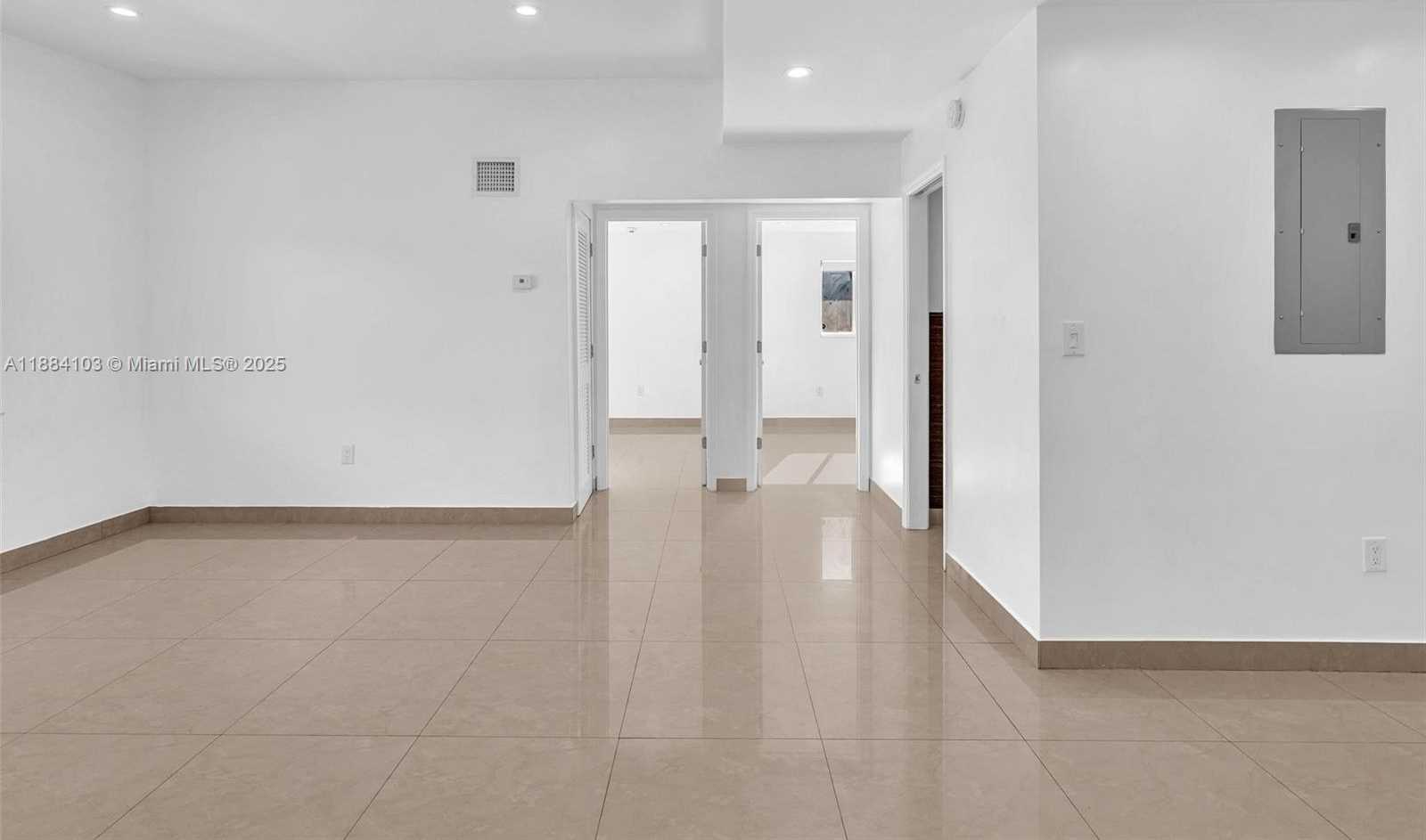 Small Image of 5618 SOUTH WEST 36TH ST, West Park Number 13