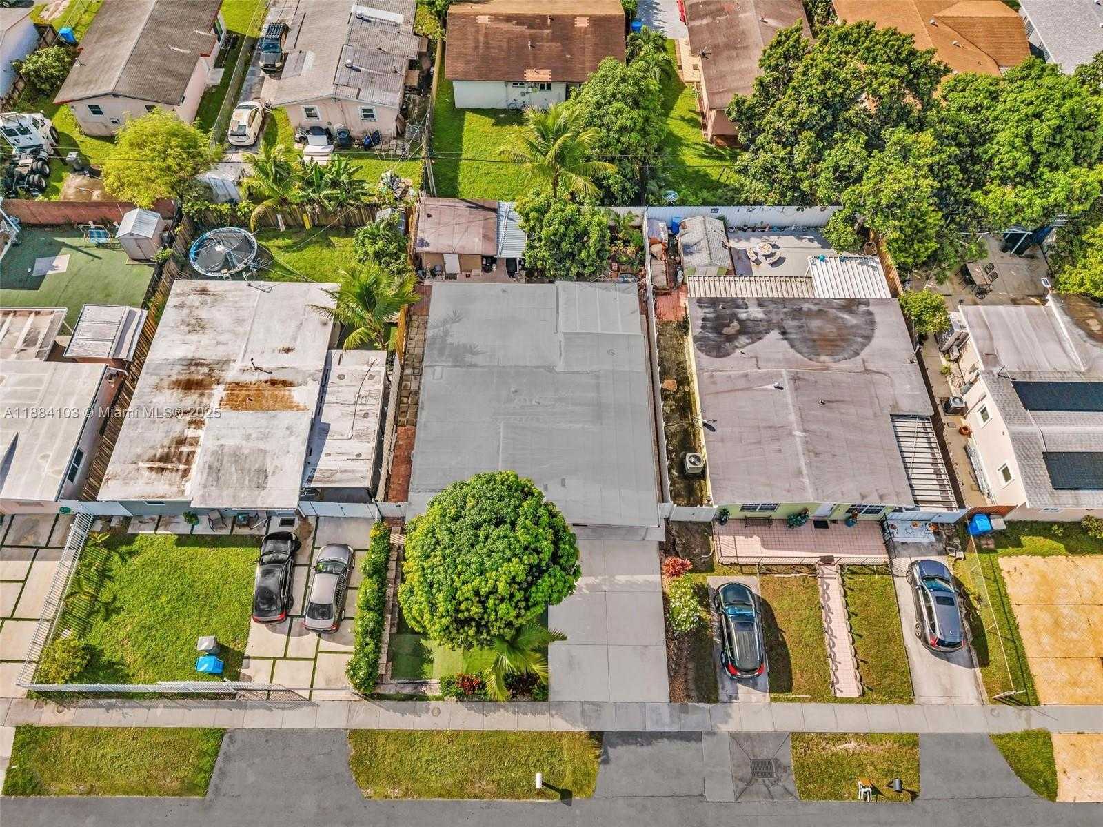 Small Image of 5618 SOUTH WEST 36TH ST, West Park Number 41