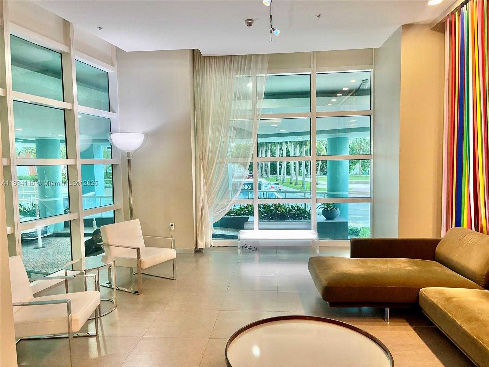 Small Image of 1900 NORTH BAYSHORE DR #901, Miami Number 15