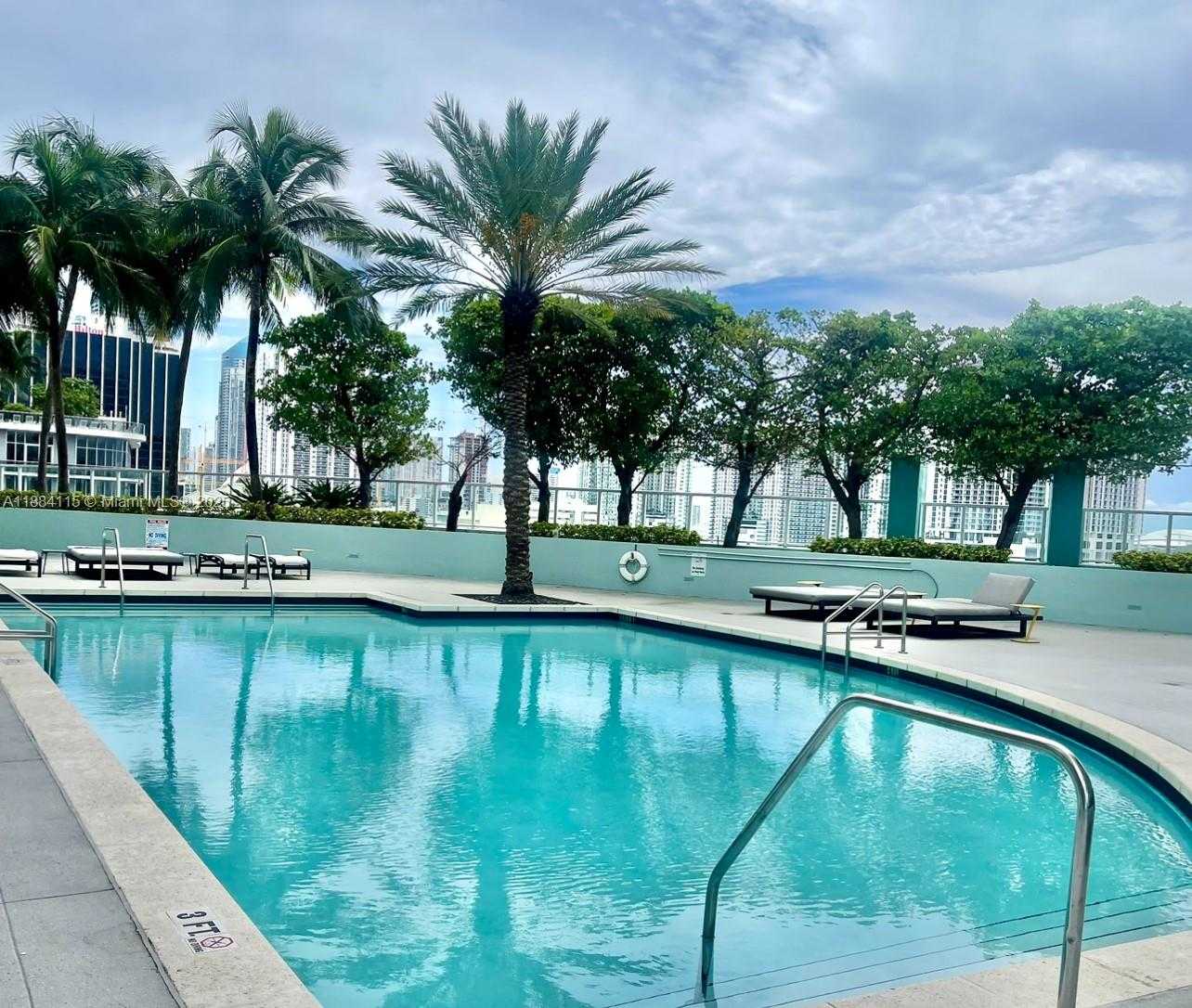 Small Image of 1900 NORTH BAYSHORE DR #901, Miami Number 19