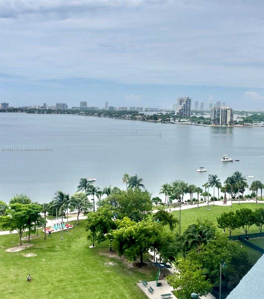 Small Image of 1900 NORTH BAYSHORE DR #901, Miami Number 24