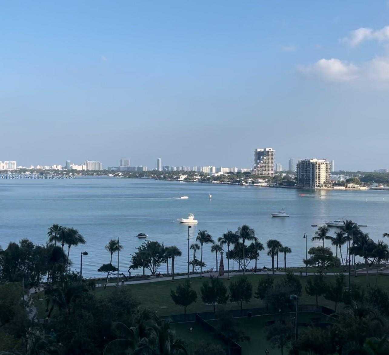 Small Image of 1900 NORTH BAYSHORE DR #901, Miami Number 25