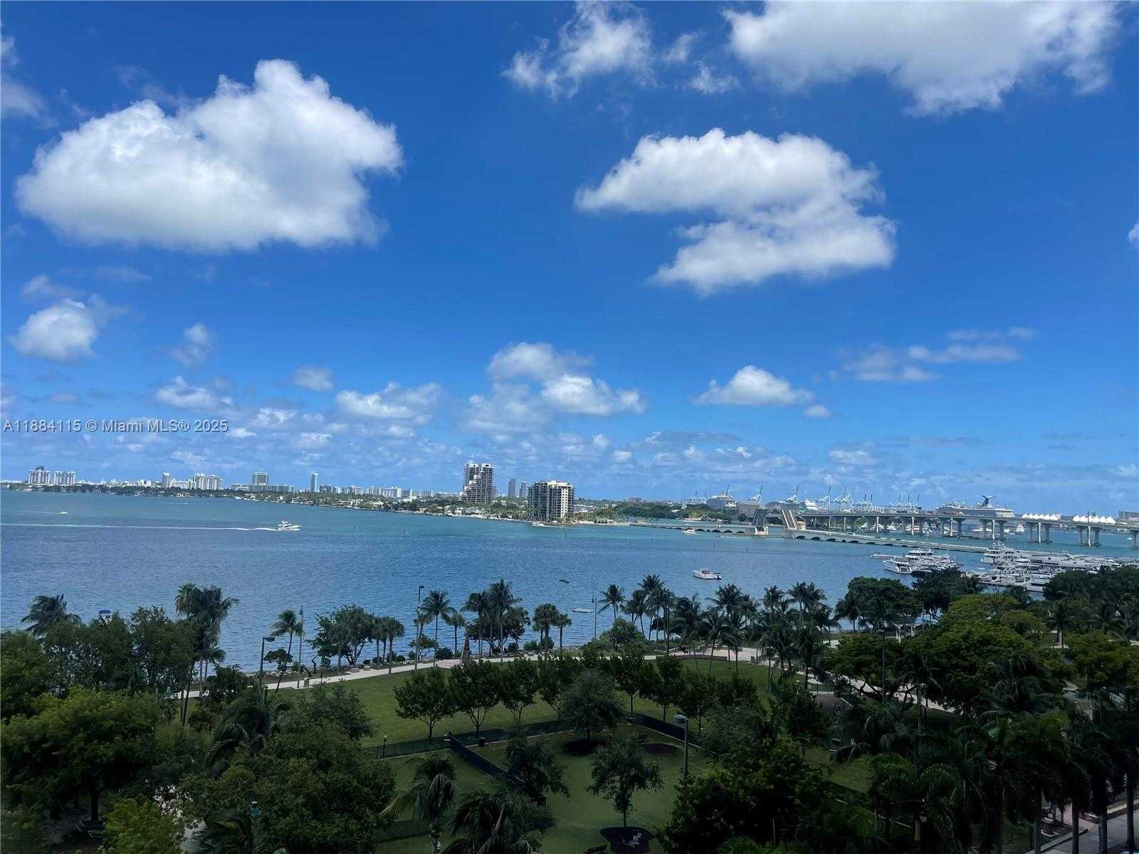Small Image of 1900 NORTH BAYSHORE DR #901, Miami Number 28