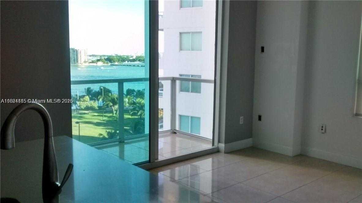 Small Image of 1900 NORTH BAYSHORE DR #901, Miami Number 33