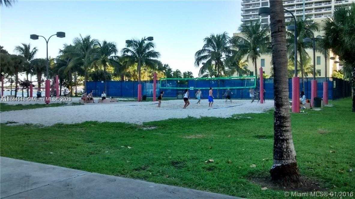 Small Image of 1900 NORTH BAYSHORE DR #901, Miami Number 37