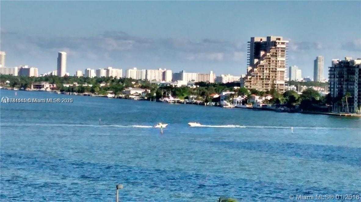 Small Image of 1900 NORTH BAYSHORE DR #901, Miami Number 40