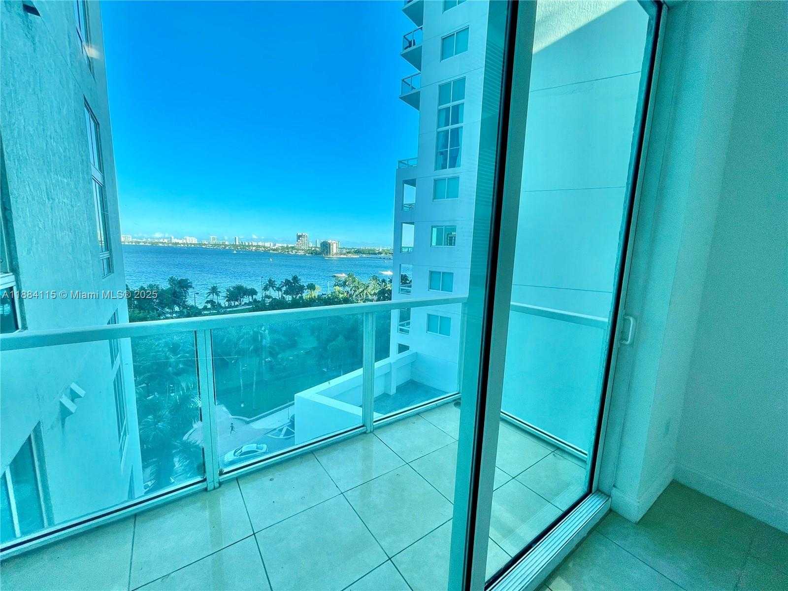 Small Image of 1900 NORTH BAYSHORE DR #901, Miami Number 5