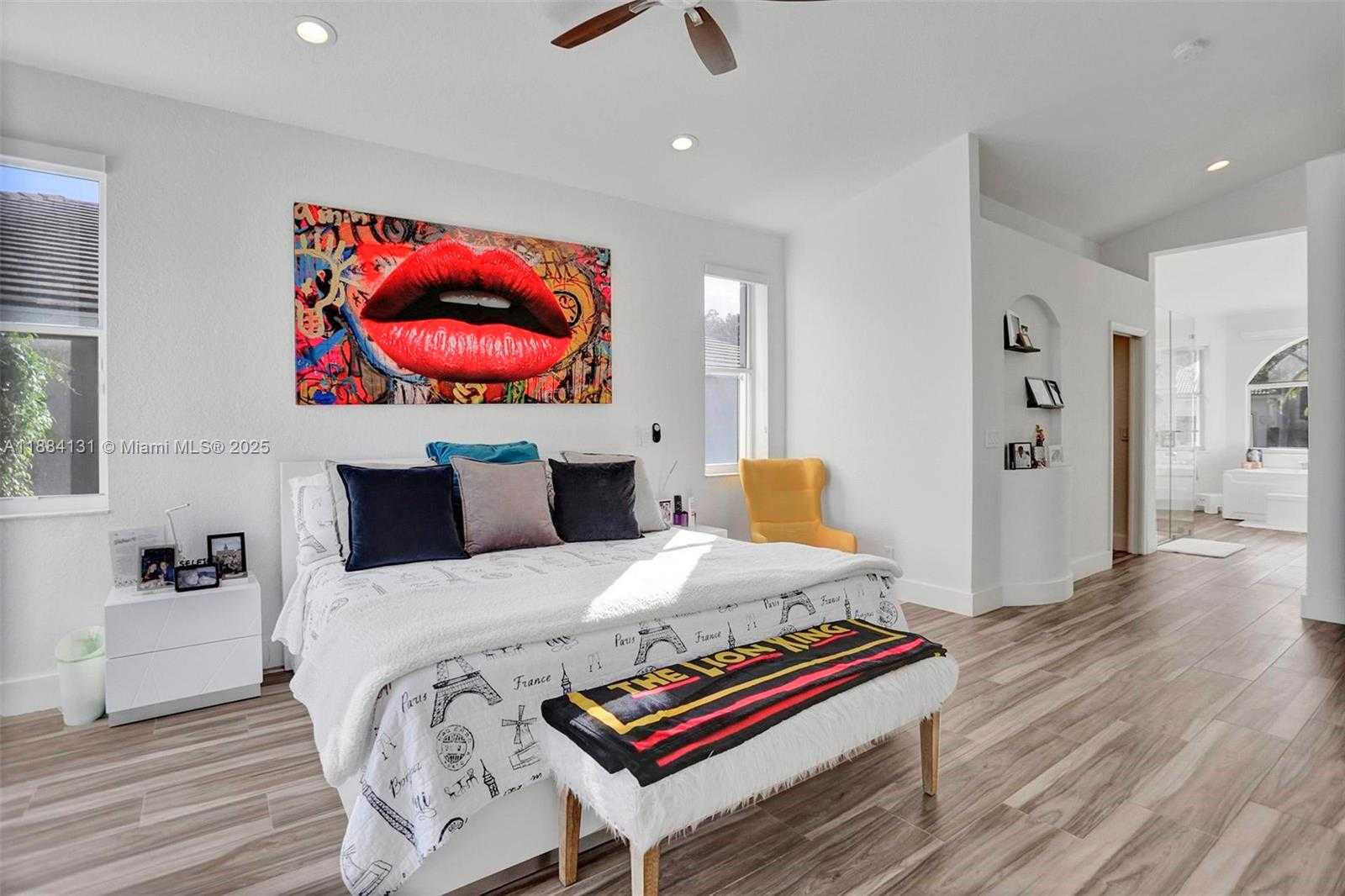 Small Image of 3772 OAK RIDGE CIR, Weston Number 23
