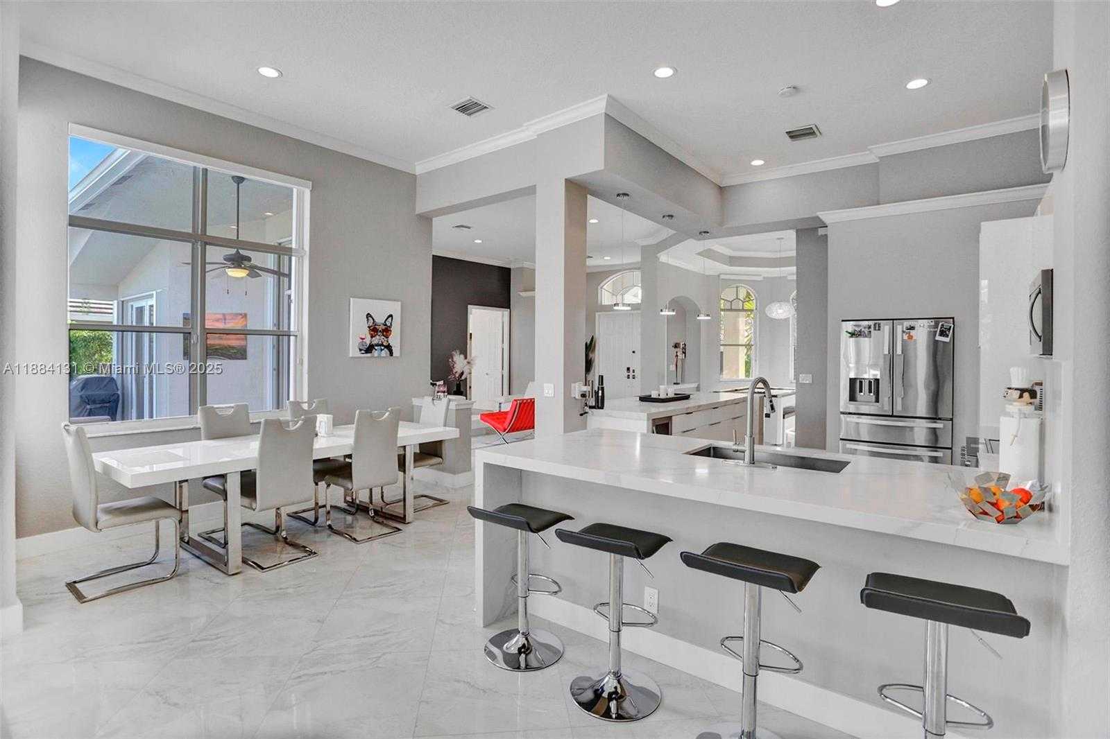 Small Image of 3772 OAK RIDGE CIR, Weston Number 26