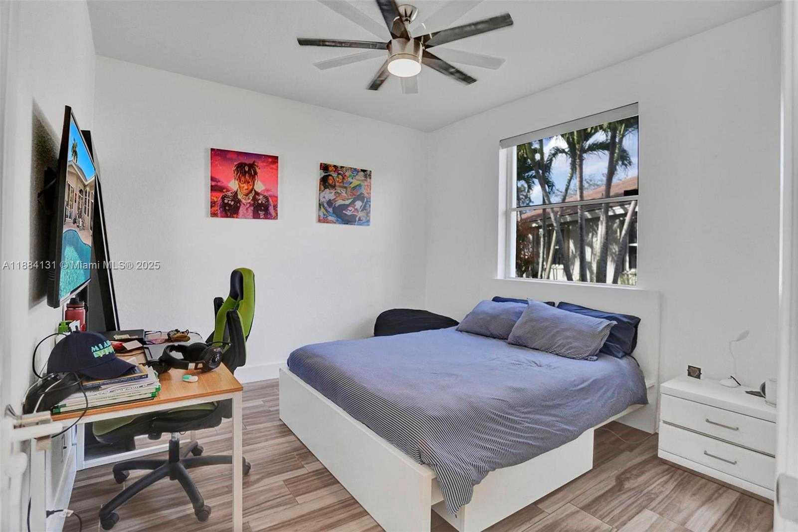 Small Image of 3772 OAK RIDGE CIR, Weston Number 40
