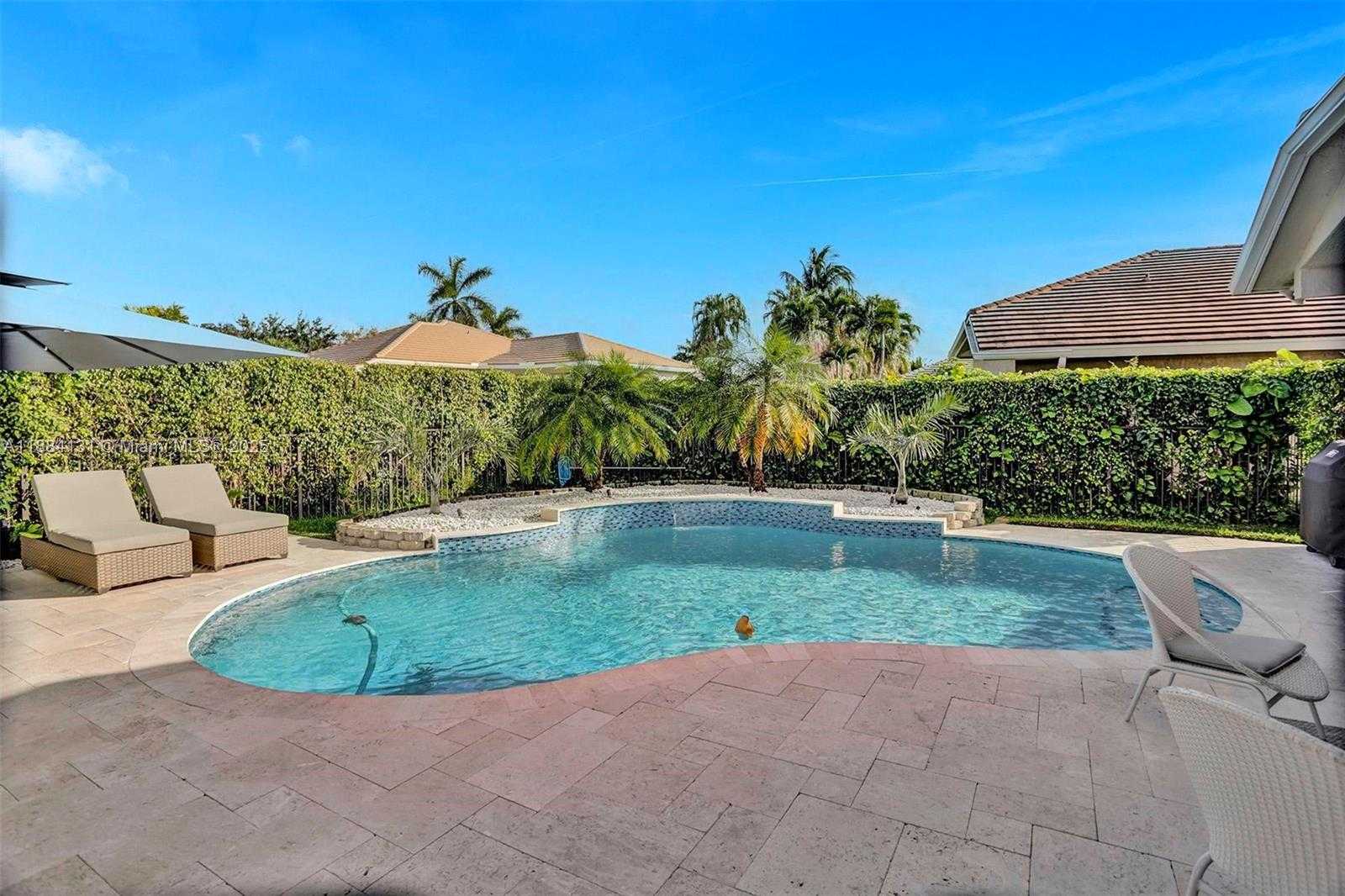 Small Image of 3772 OAK RIDGE CIR, Weston Number 44