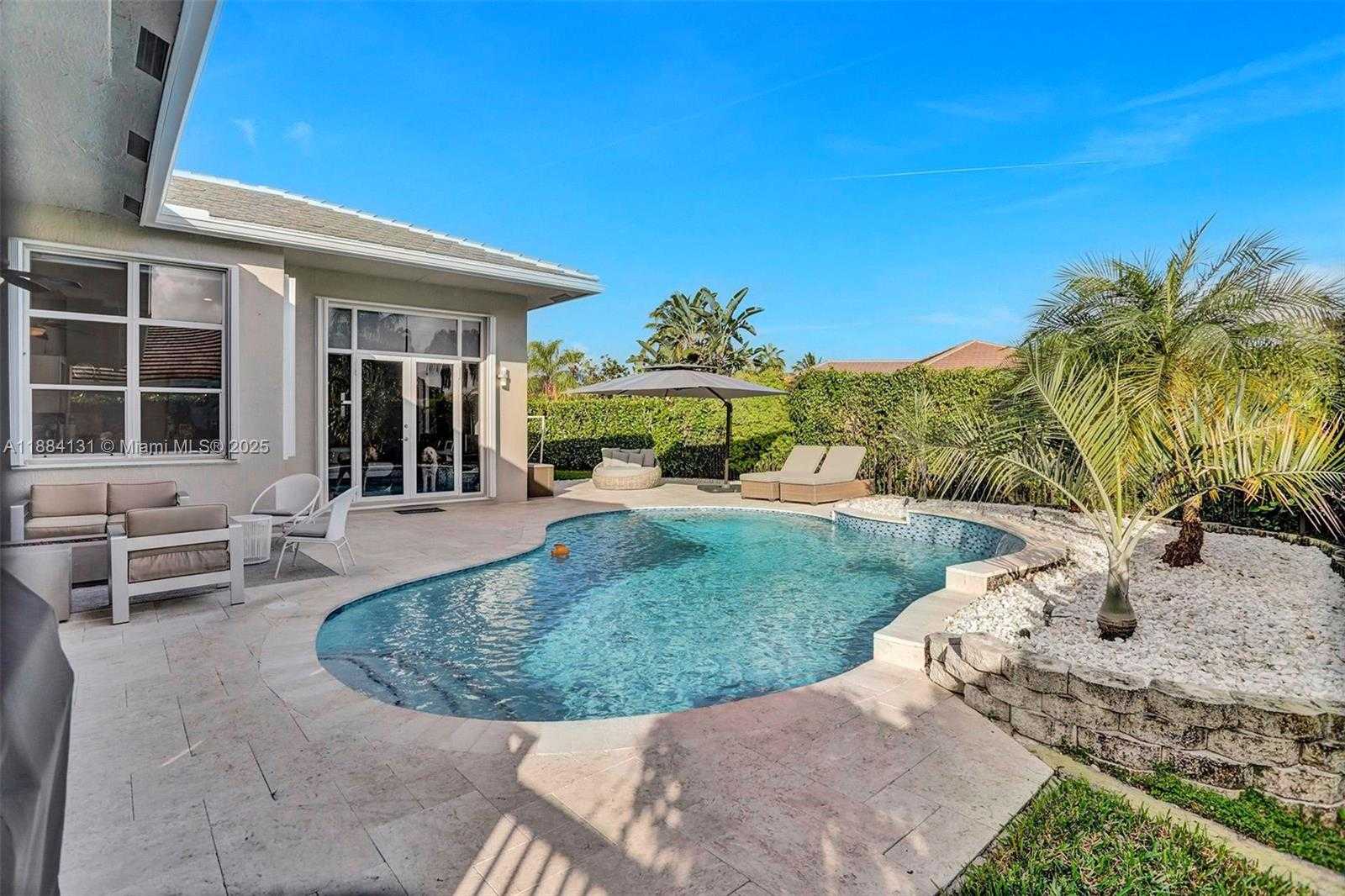 Small Image of 3772 OAK RIDGE CIR, Weston Number 45
