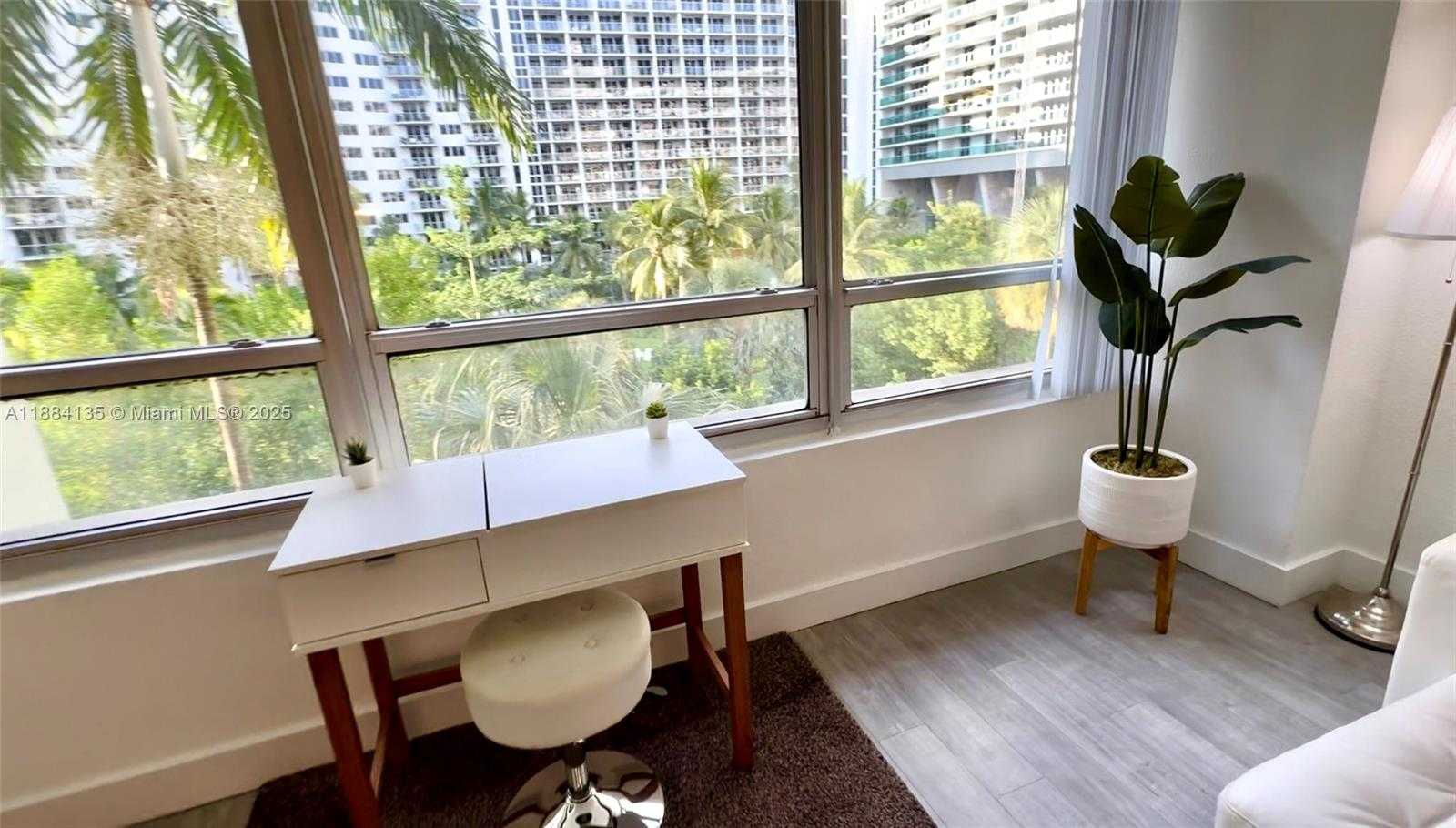 Small Image of 1500 BAY RD #450S, Miami Beach Number 4