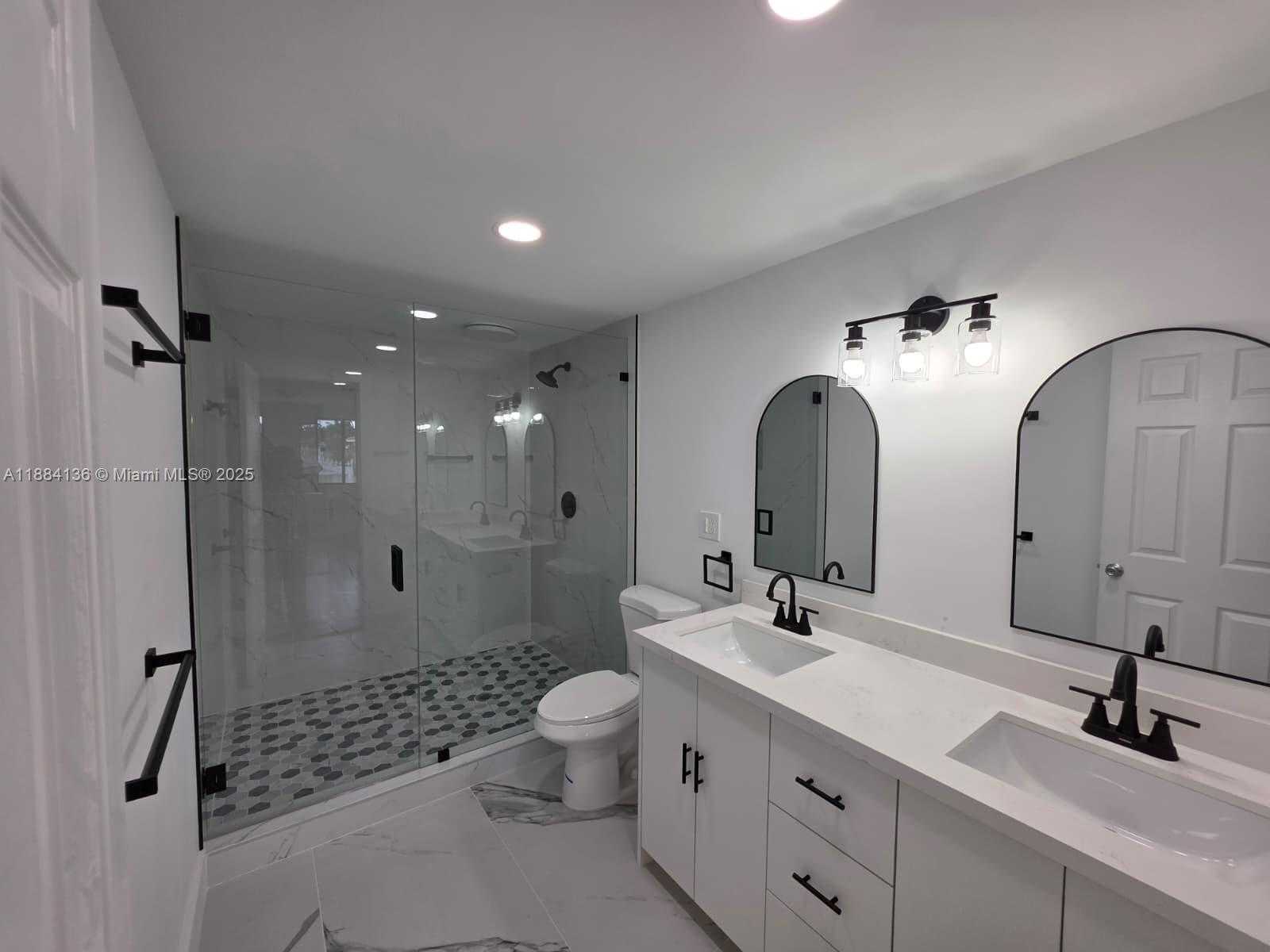 Small Image of 566 WEST 41ST PL, Hialeah Number 7