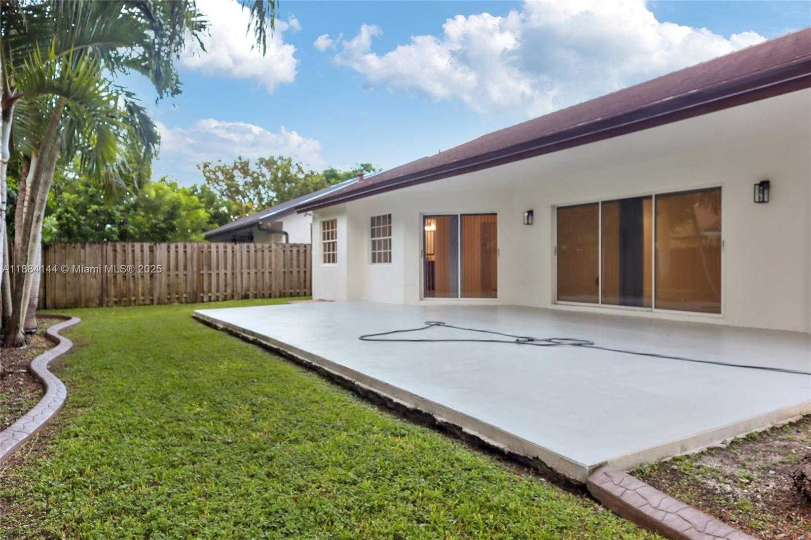 Small Image of 14461 SOUTH WEST 161ST ST, Miami Number 14