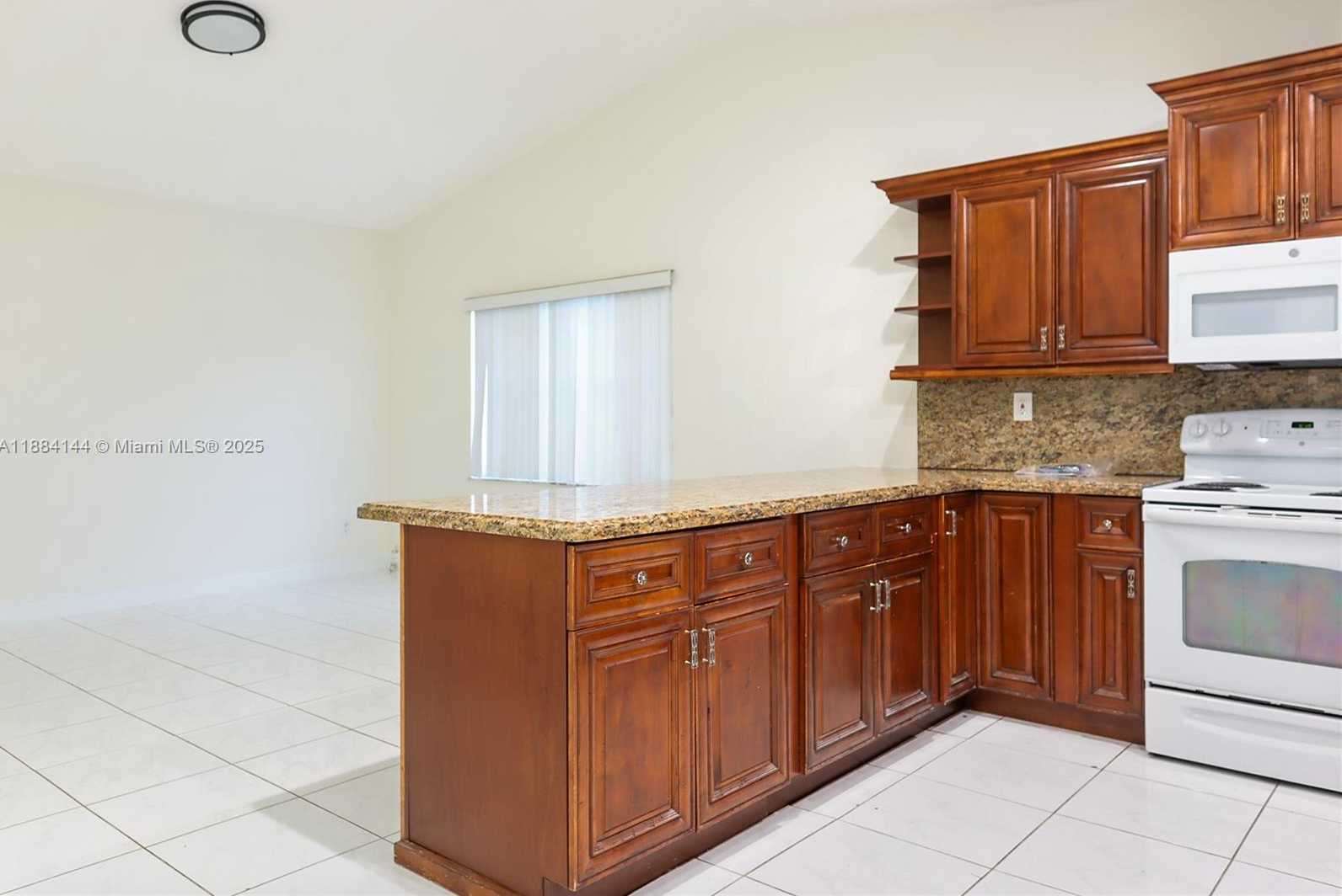 Small Image of 14461 SOUTH WEST 161ST ST, Miami Number 5