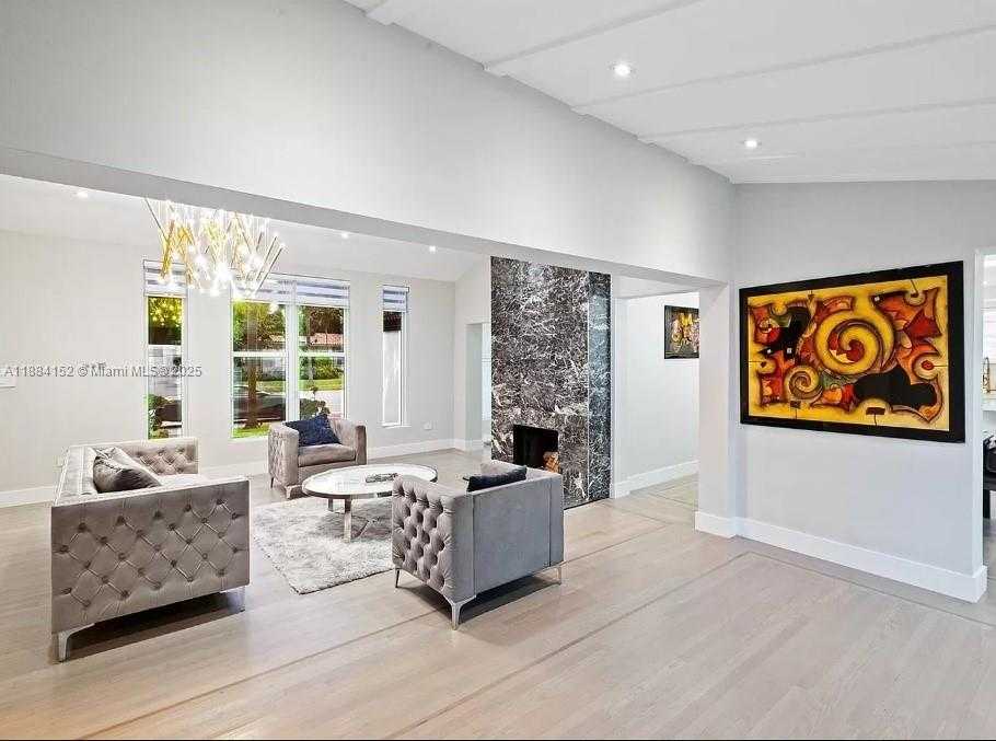 Small Image of 117 NORTH EAST 95TH ST, Miami Shores Number 5