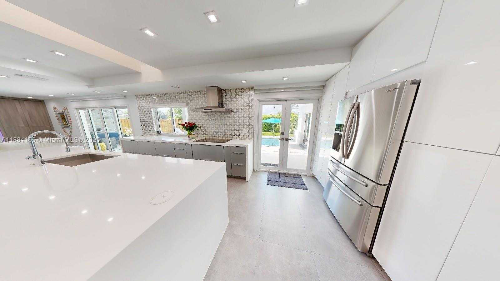 Small Image of 1055 NORTH WEST 99TH AVE, Plantation Number 5