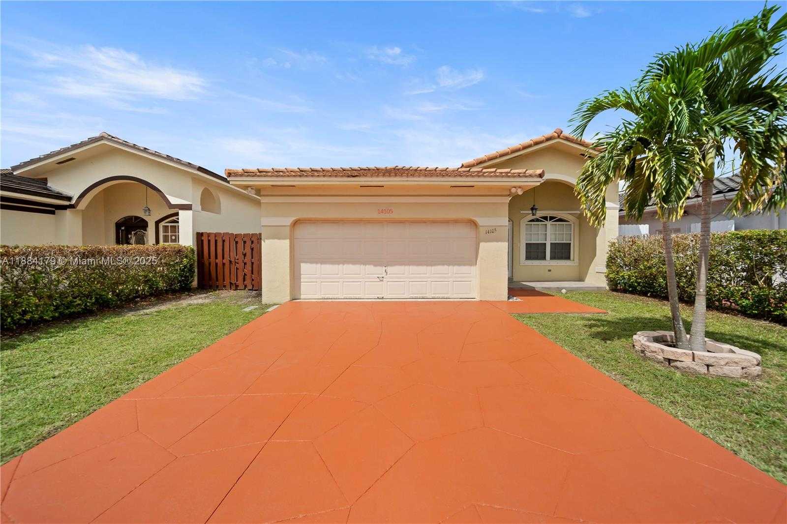 Small Image of 14105 SOUTH WEST 168TH LN, Miami Number 17