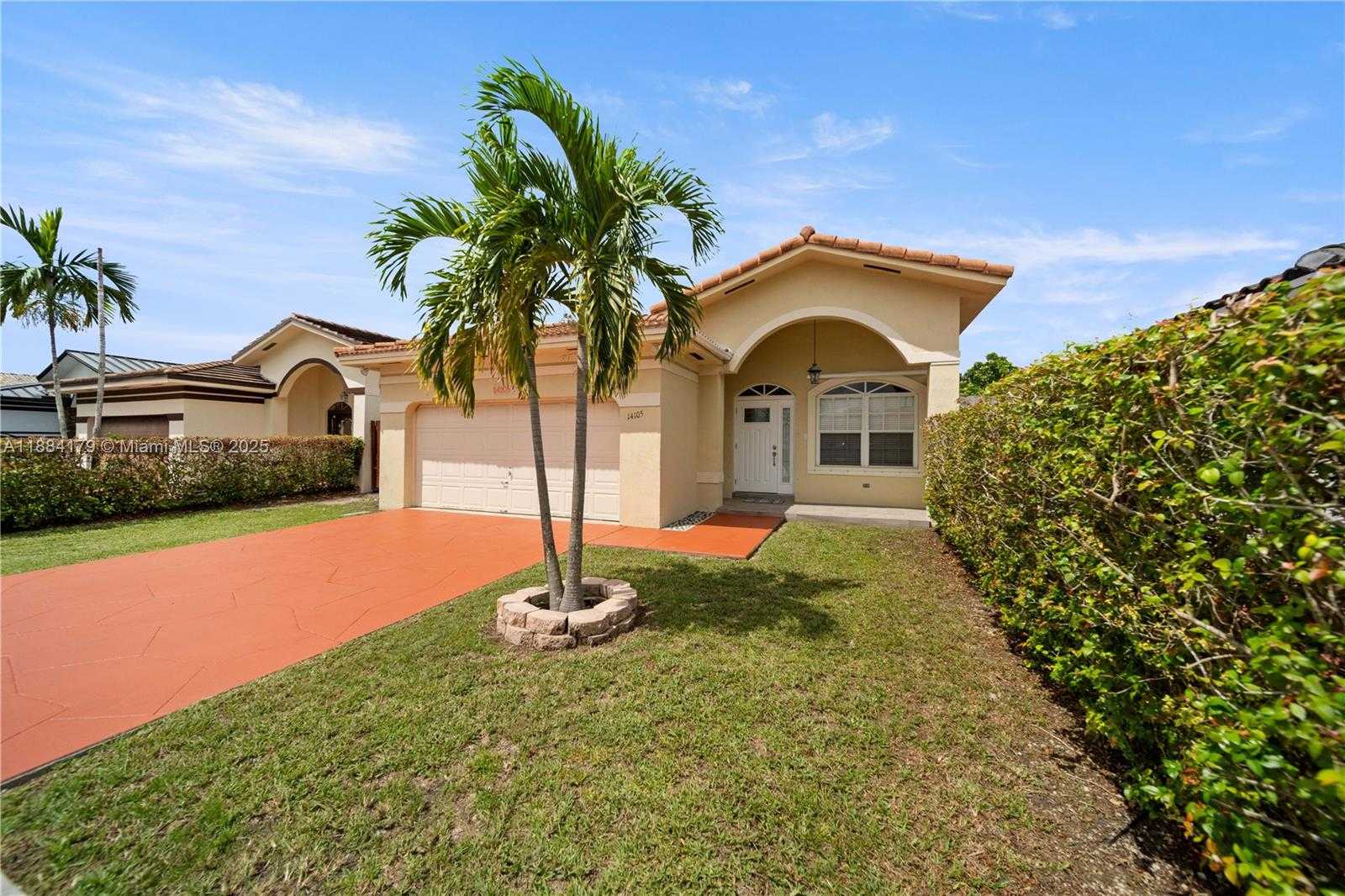 Small Image of 14105 SOUTH WEST 168TH LN, Miami Number 18