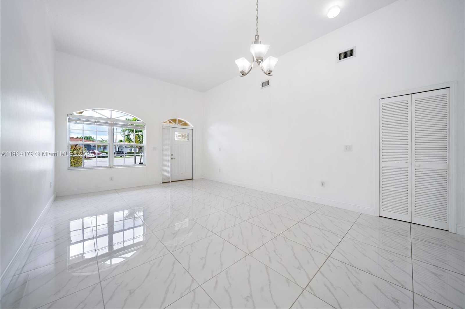 Small Image of 14105 SOUTH WEST 168TH LN, Miami Number 3
