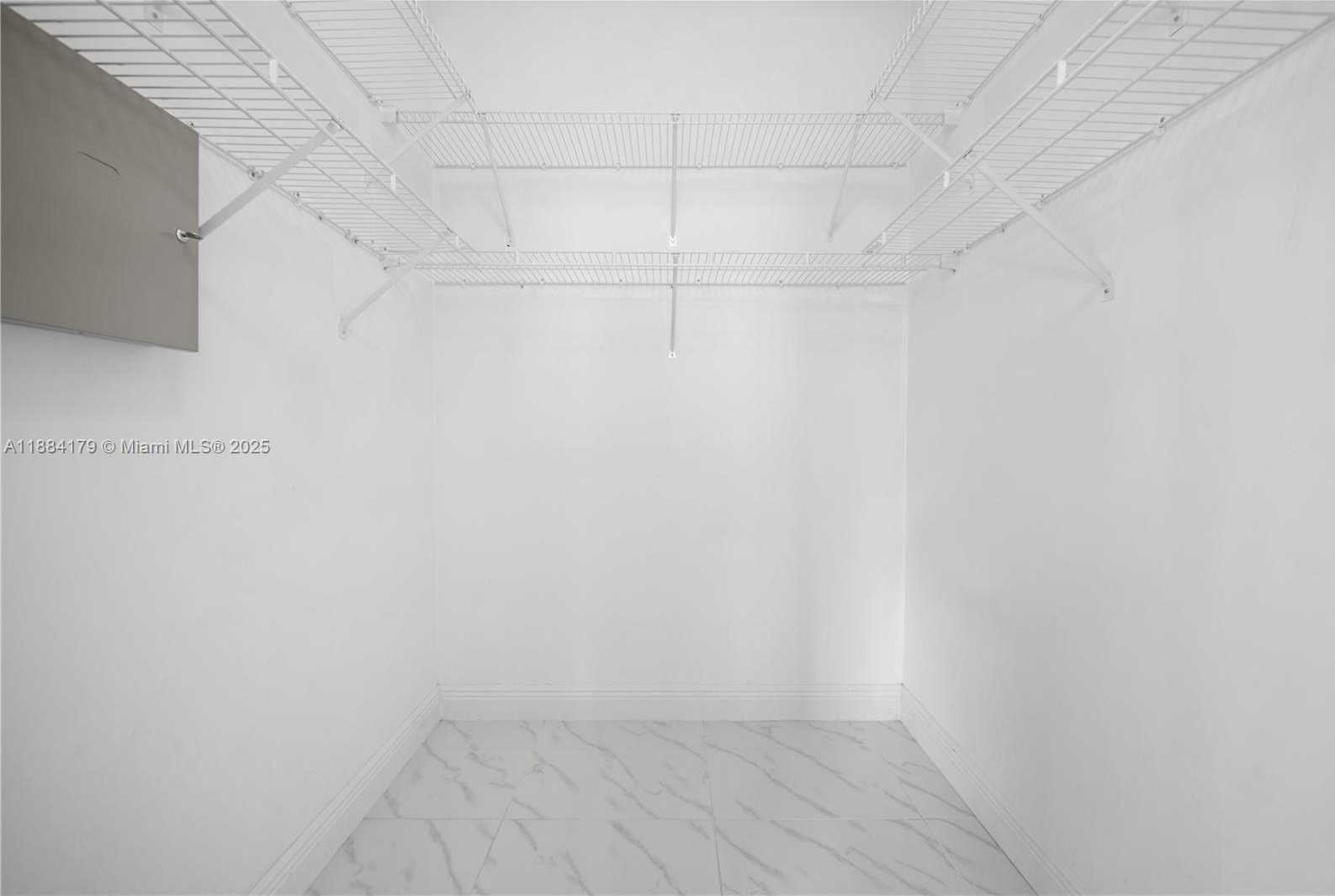 Small Image of 14105 SOUTH WEST 168TH LN, Miami Number 8