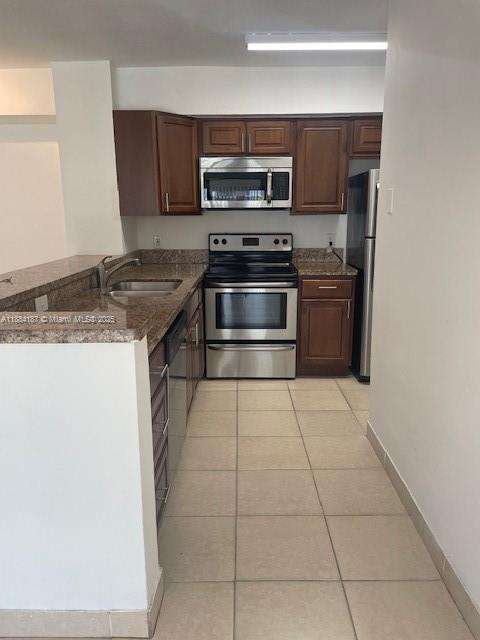 Small Image of 560 S PARK RD #16-7, Hollywood Number 6