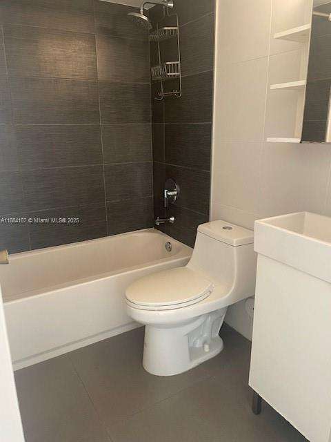 Small Image of 560 S PARK RD #16-7, Hollywood Number 9