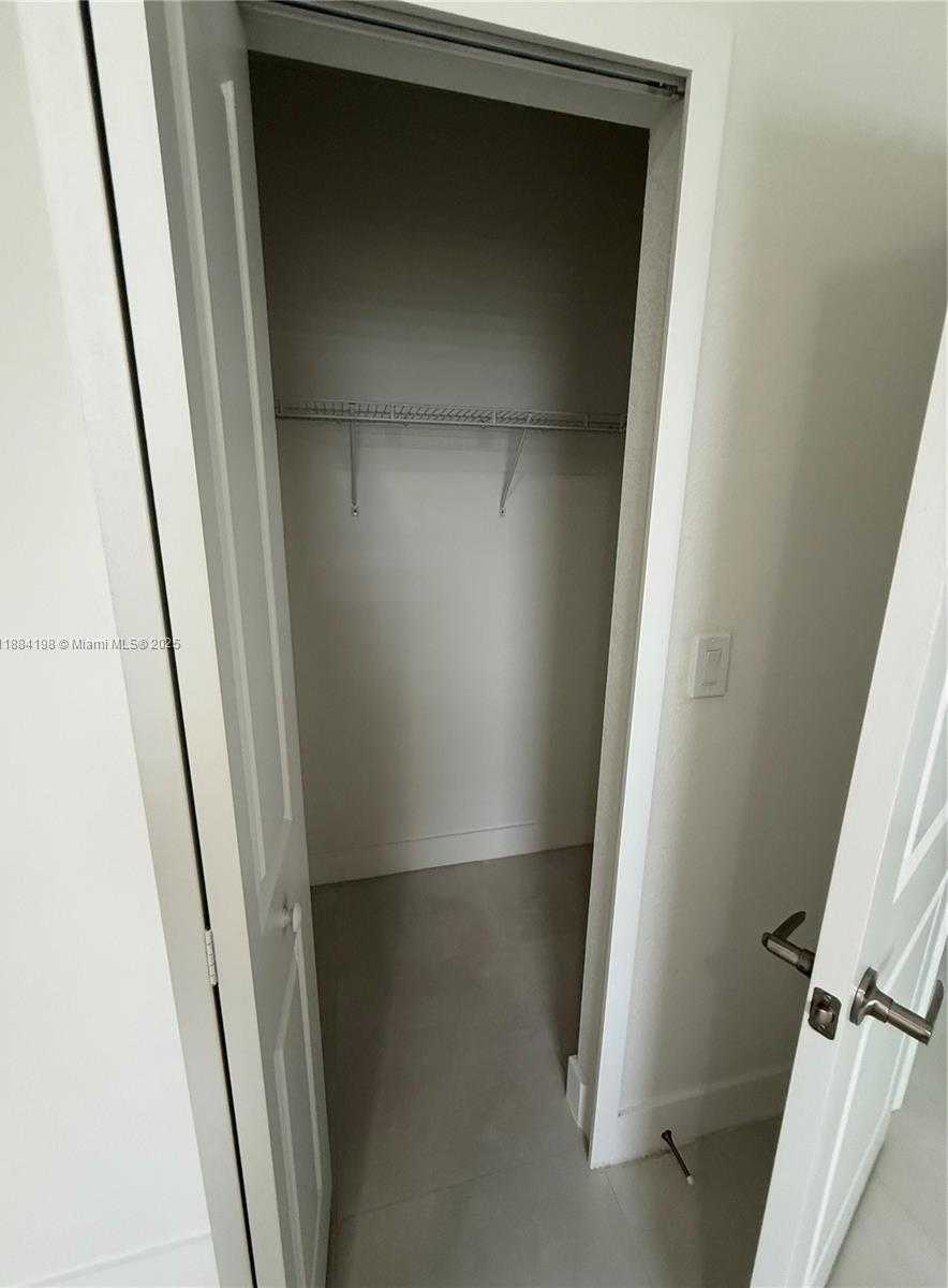 Small Image of 32208 SOUTH WEST 194TH CT, Homestead Number 18