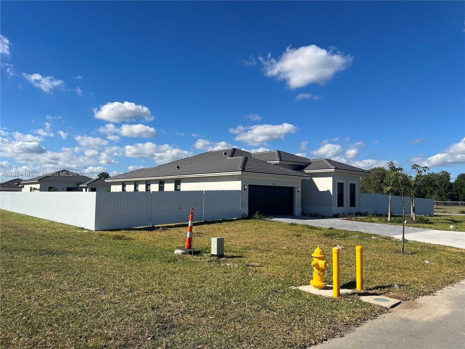 Small Image of 32208 SOUTH WEST 194TH CT, Homestead Number 2