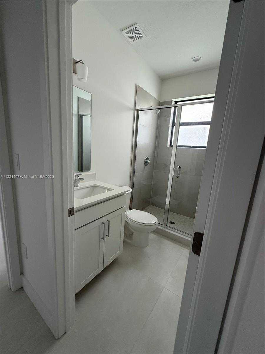 Small Image of 32208 SOUTH WEST 194TH CT, Homestead Number 21