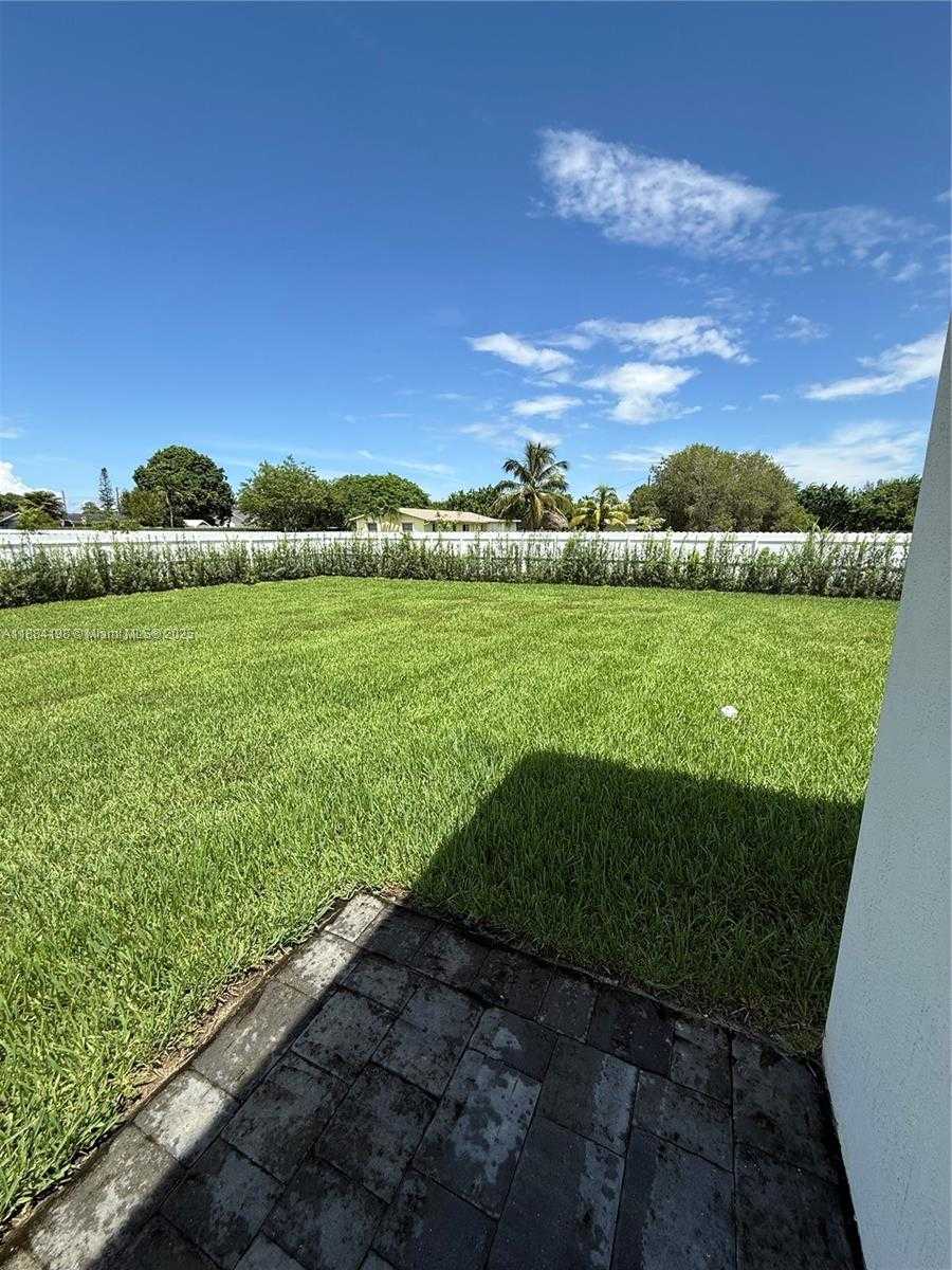 Small Image of 32208 SOUTH WEST 194TH CT, Homestead Number 27