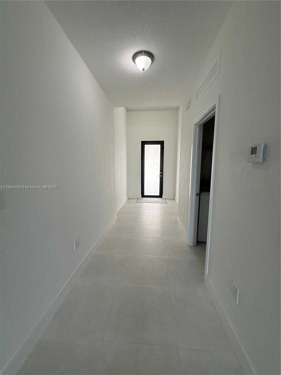 Small Image of 32208 SOUTH WEST 194TH CT, Homestead Number 4
