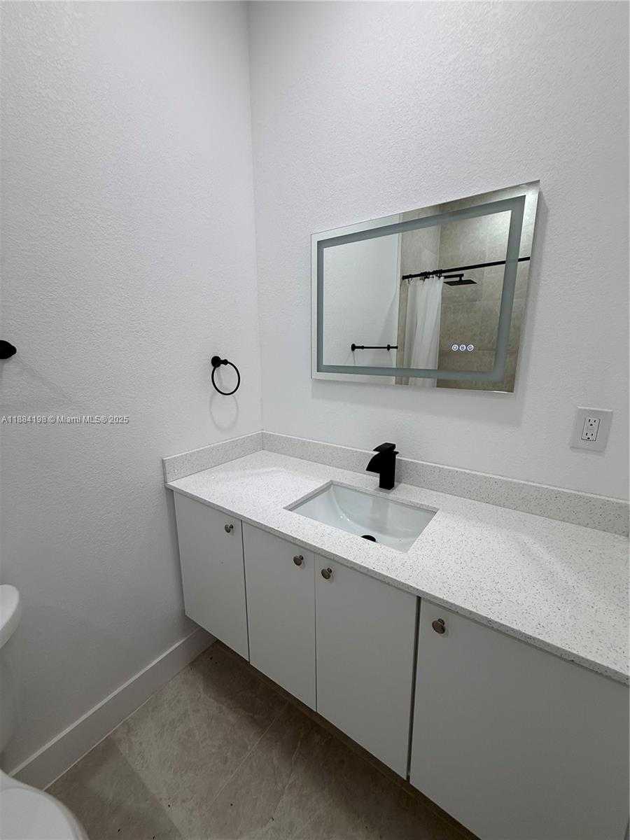 Small Image of 32208 SOUTH WEST 194TH CT, Homestead Number 42