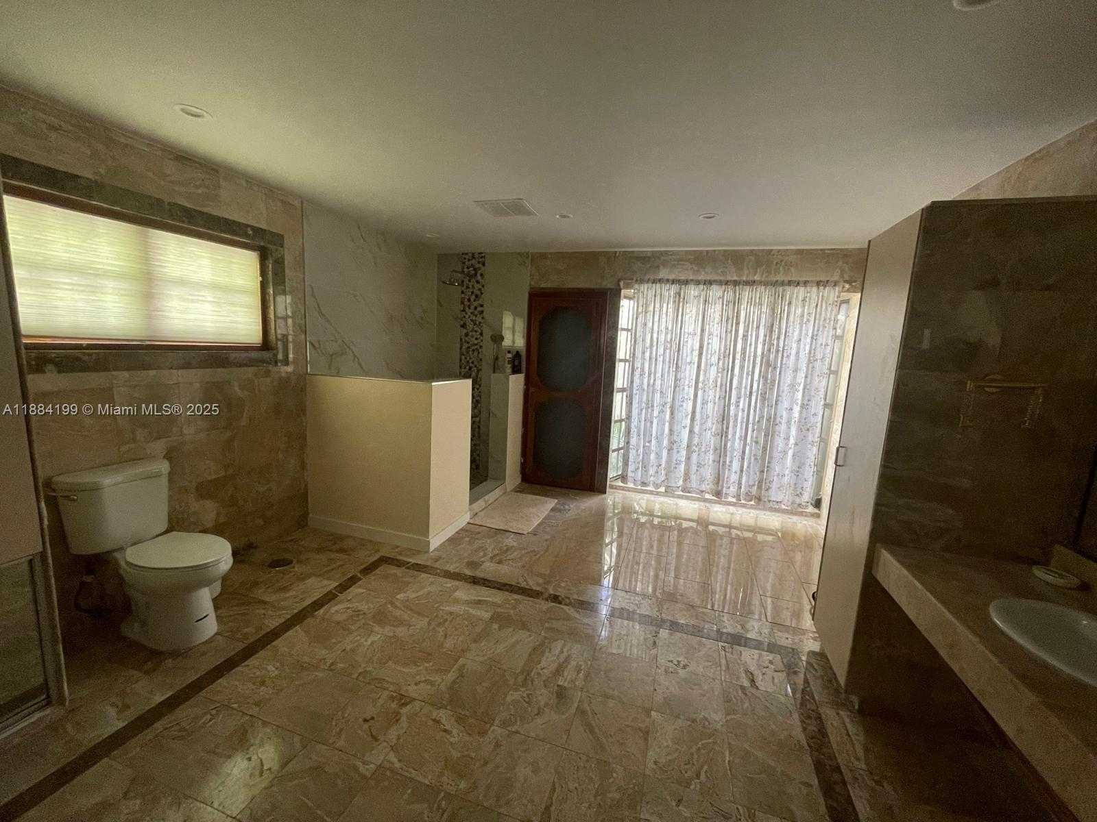 Small Image of 1435 SOUTH WEST 119TH CT, Miami Number 20