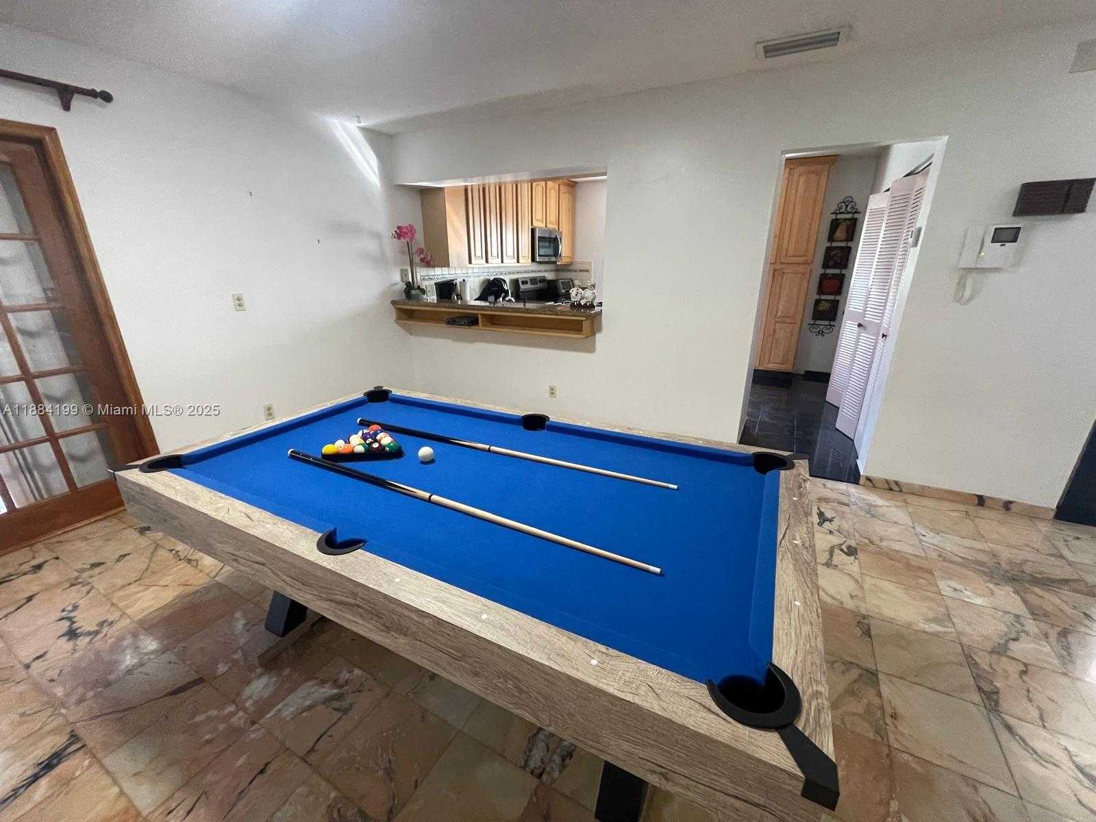 Small Image of 1435 SOUTH WEST 119TH CT, Miami Number 4