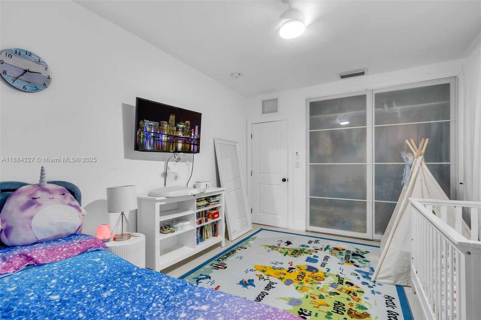 Small Image of 1571 NORMANDY DR, Miami Beach Number 27