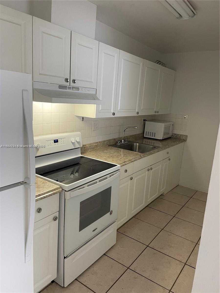Small Image of 4310 NORTH WEST 79TH AVE #2C, Doral Number 5