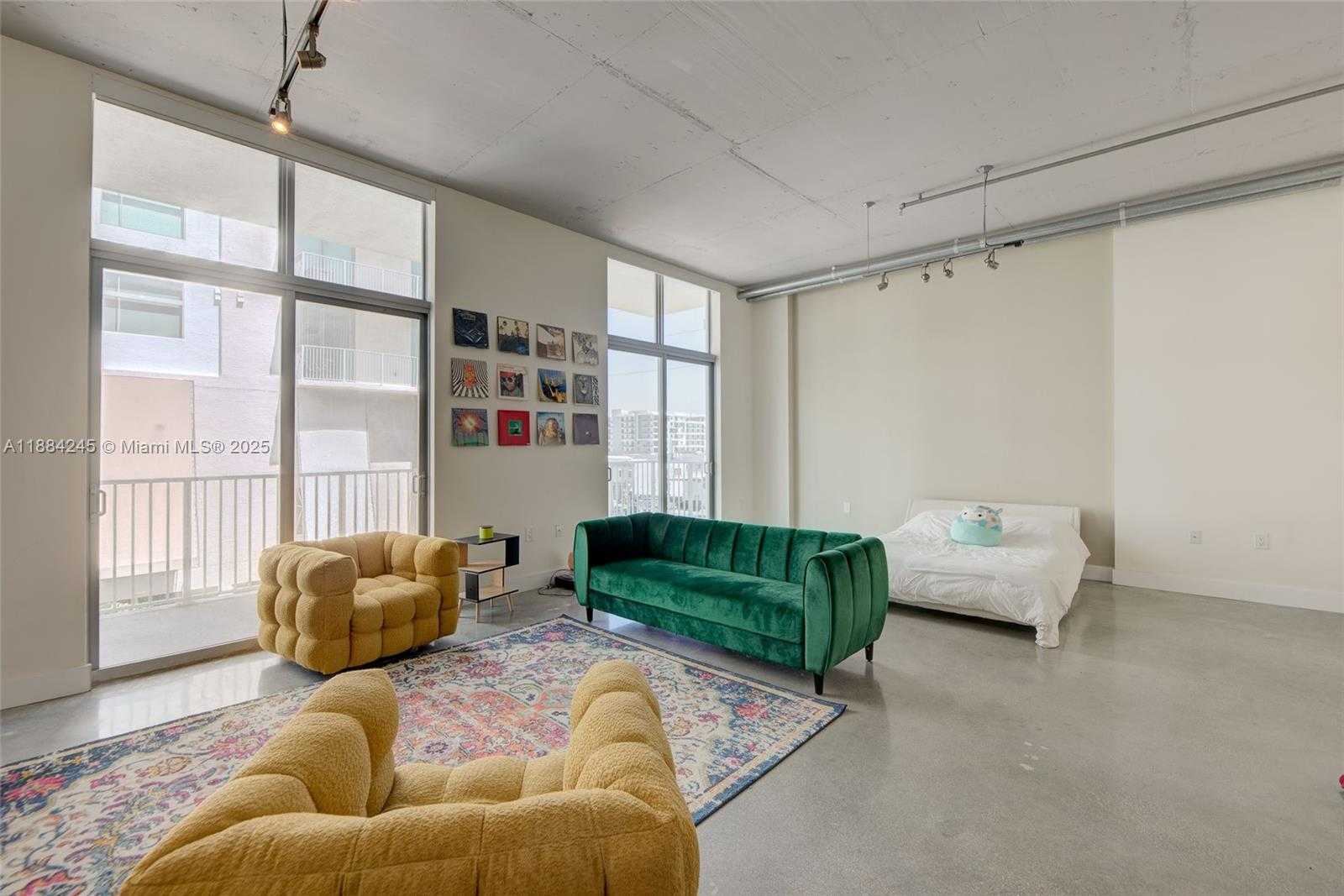 Small Image of 2100 NORTH VAN BUREN ST #417, Hollywood Number 3