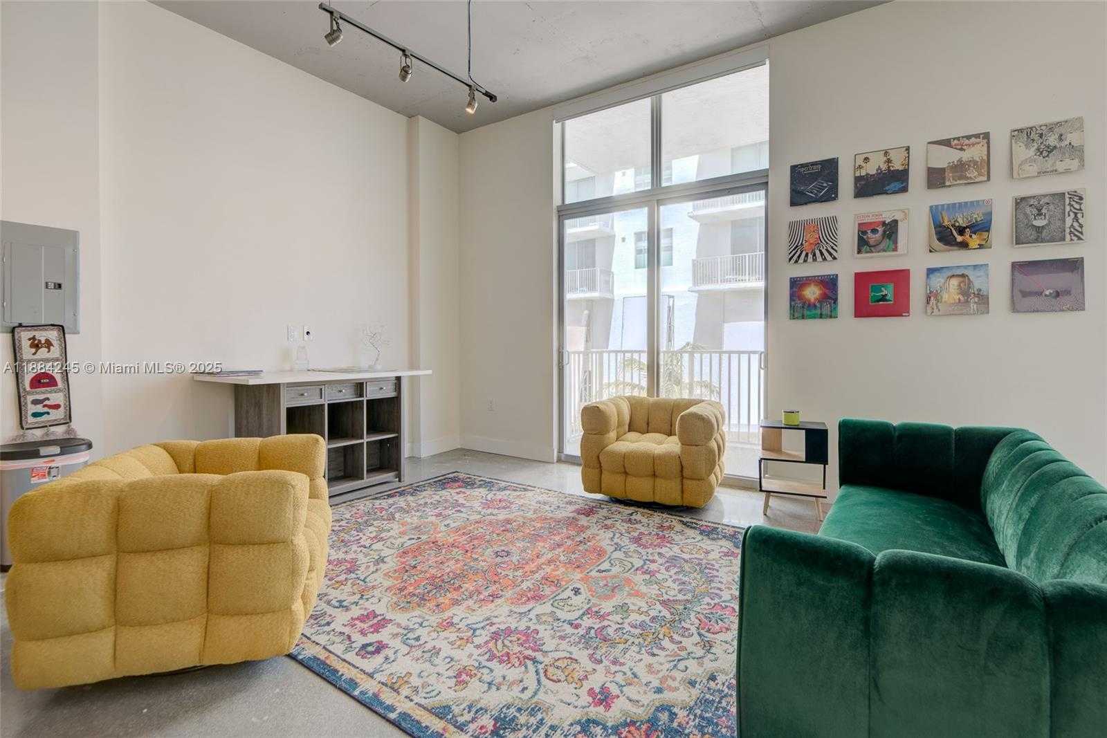 Small Image of 2100 NORTH VAN BUREN ST #417, Hollywood Number 4