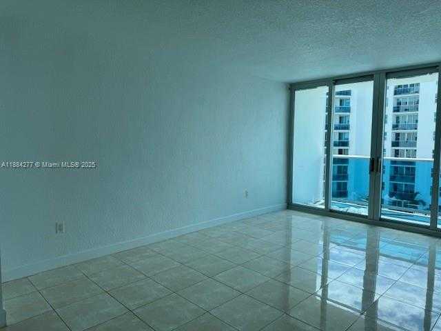 Small Image of 7501 EAST TREASURE DR #6R, North Bay Village Number 4