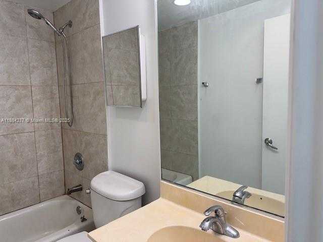 Small Image of 7501 EAST TREASURE DR #6R, North Bay Village Number 5